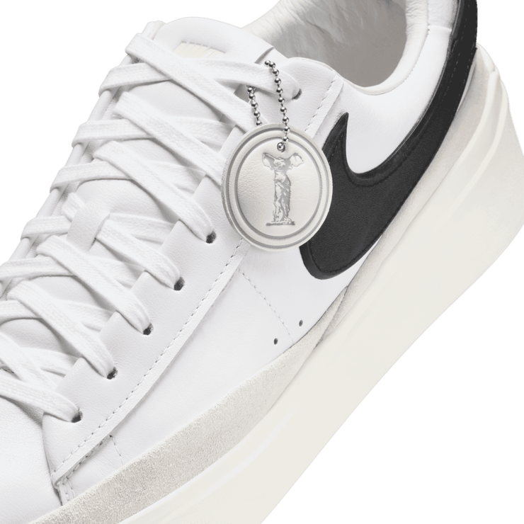 Nike Blazer Phantom Low 'White Black' Angle 6