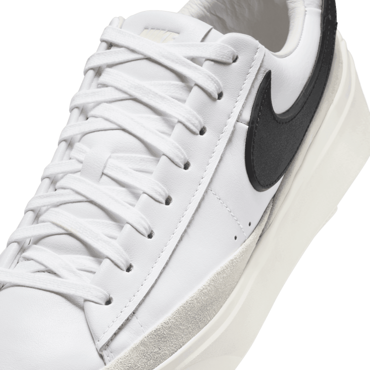 Nike Blazer Phantom Low 'White Black' Angle 4