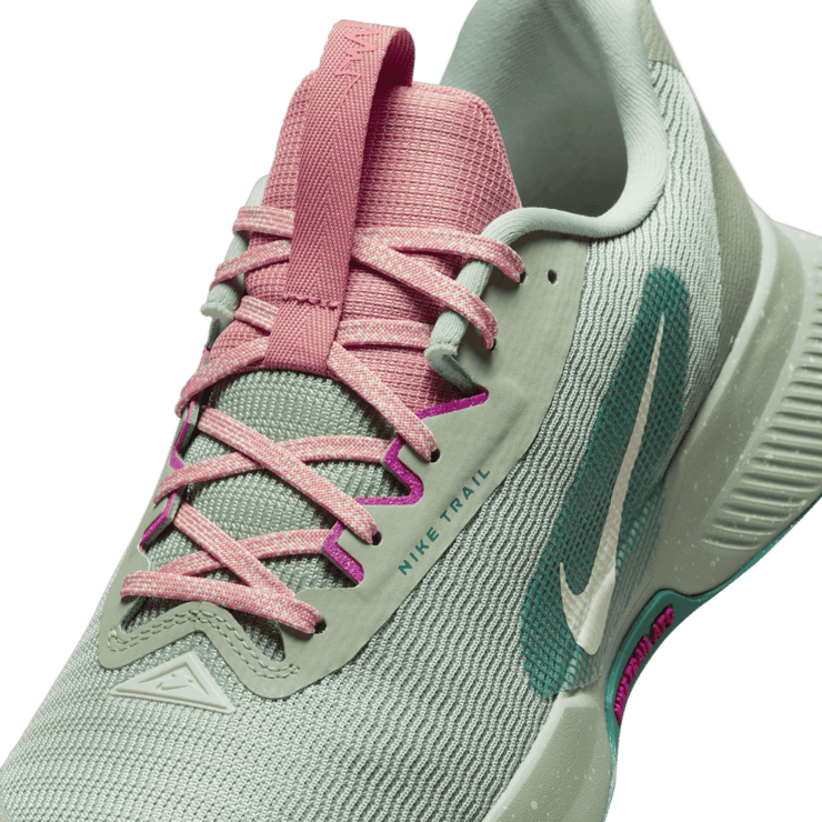 Nike Juniper Trail 3 Trail Angle 4