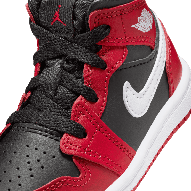 Jordan 1 Mid (TD) Angle 4