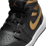 Jordan 1 Mid (TD) Angle 4