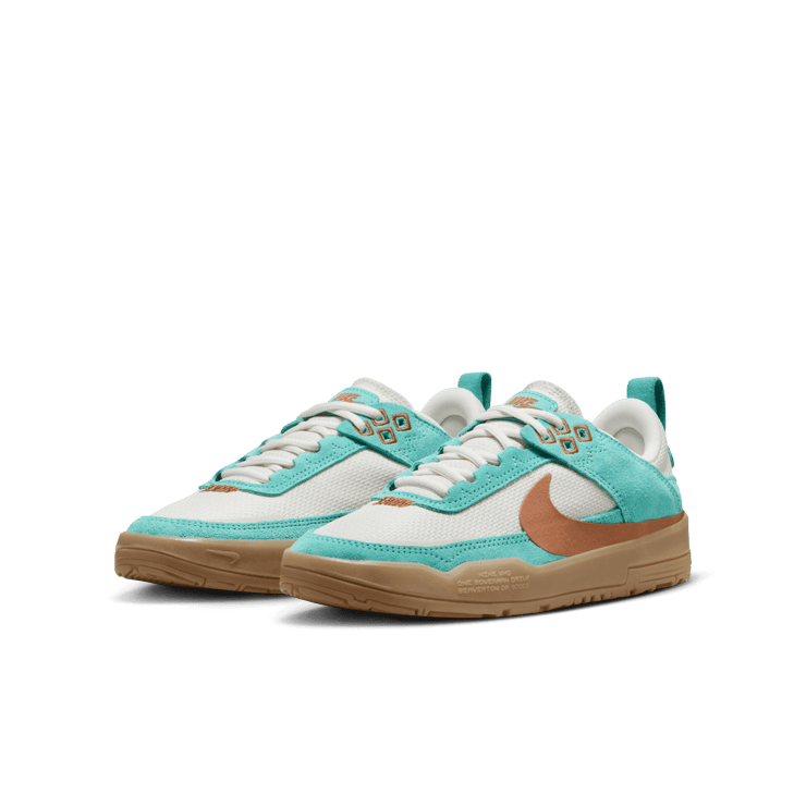 Nike SB Day One SB 'Green Frost Dark Russet' (GS) Angle 2
