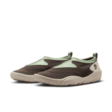 Nike Aqua Turf Jade Horizon Off Noir Angle 2