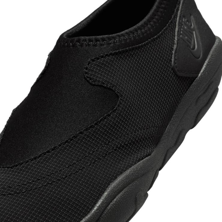 ◆正規品◆NIKE AQUA TURF BLACK OFF NOIR◆関税/送料込◆人気◆ Nike Aqua Turf Black Off Noir (W) - FZ5628-001 Raffles