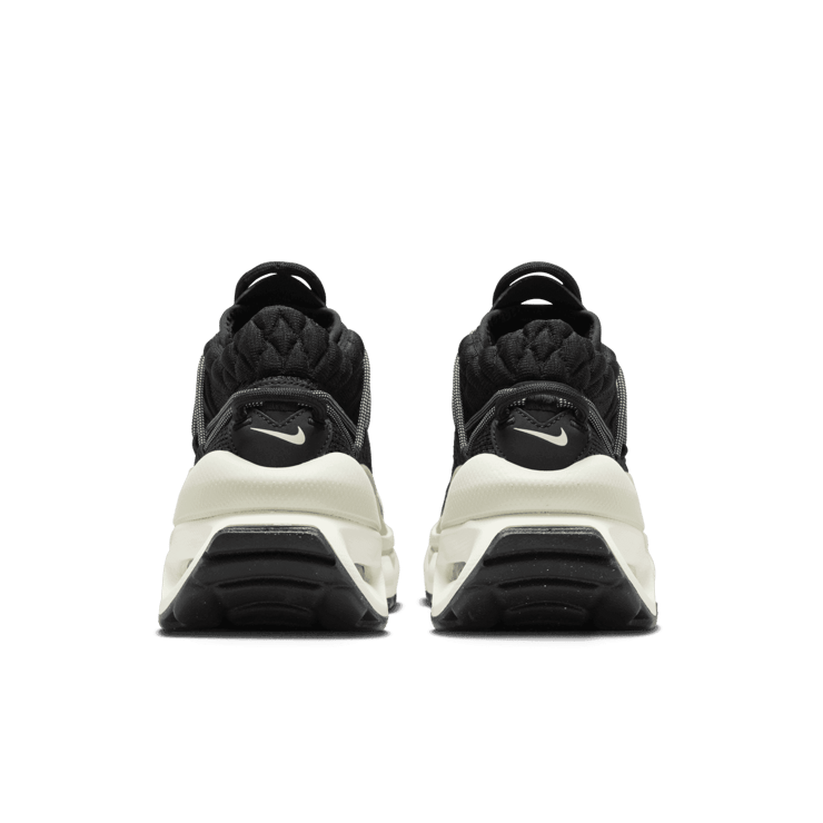 Nike Air Max Flyknit Venture Angle 3