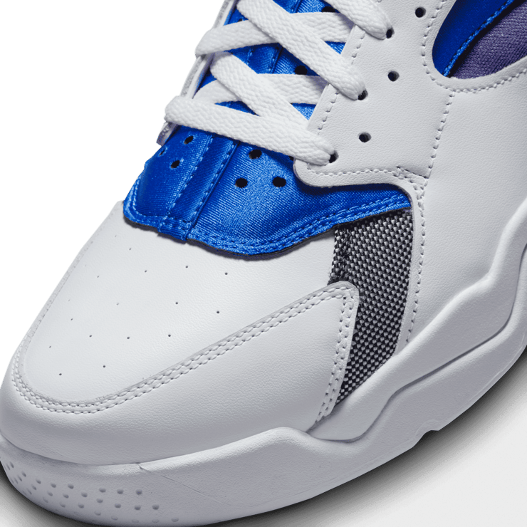 Nike Air Flight Huarache OG White Varsity Purple Angle 4