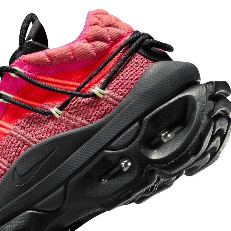 Nike Air Max Flyknit Venture Angle 5