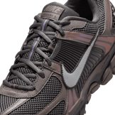 Nike Zoom Vomero 5 Cave Stone Angle 5
