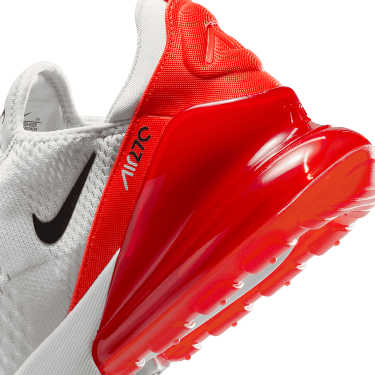 Nike Air Max 270 Angle 5