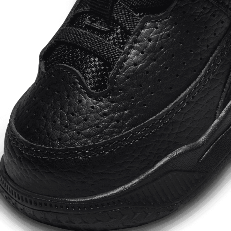 Jordan Max Aura 5 (TD) Angle 4