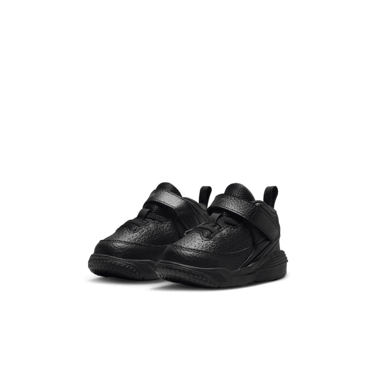 Jordan Max Aura 5 (TD) Angle 2