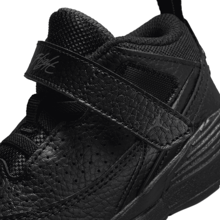 Jordan Max Aura 5 (TD) Angle 5