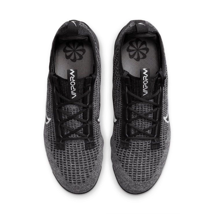 Nike Air Vapormax 2021 Flyknit 'Oreo' Angle 1