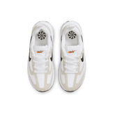 Nike Air Max Dawn (PS) Angle 1