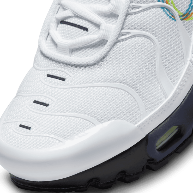 Nike Air Max Plus (GS) Angle 4