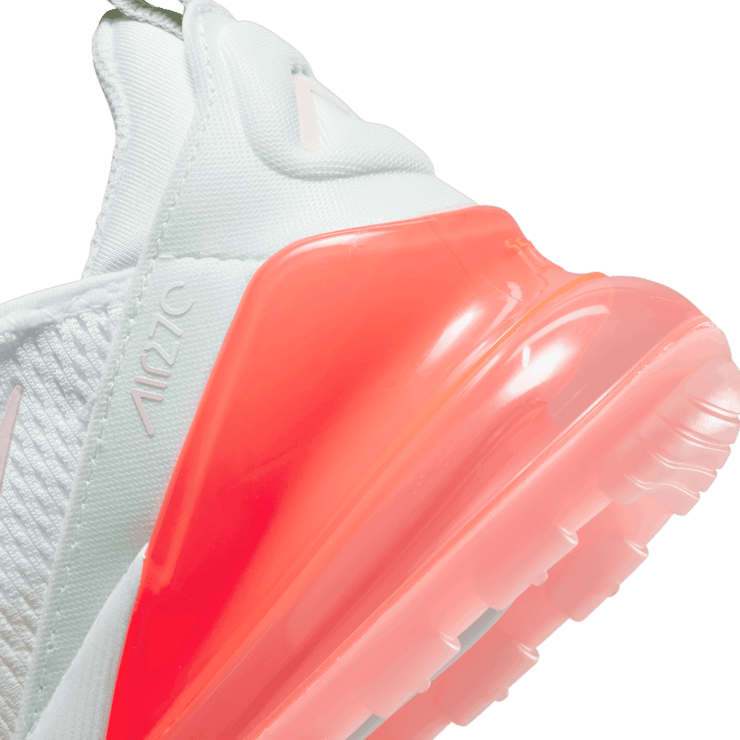 Nike Air Max 270 (GS) Angle 5