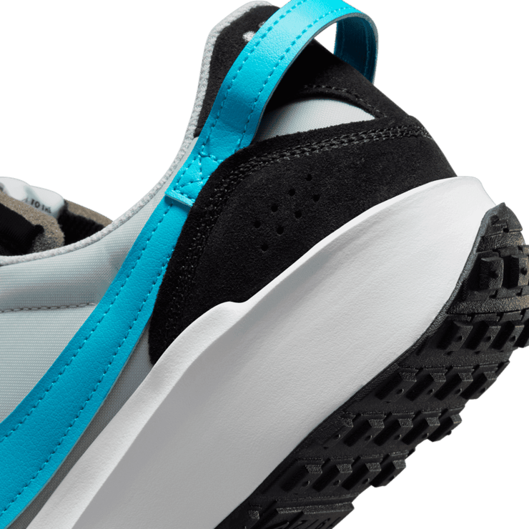 Nike Waffle Debut Angle 5