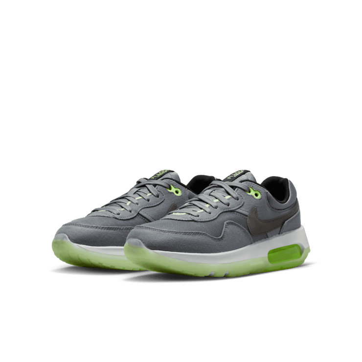 Nike Air Max Motif (GS) Angle 2