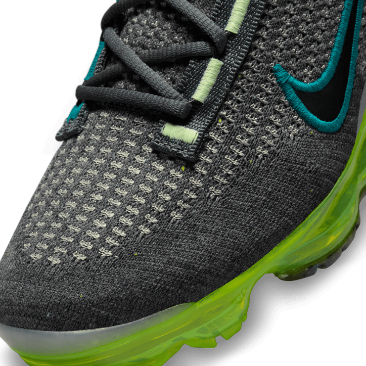 Nike Air VaporMax 2021 FK (GS) Angle 4