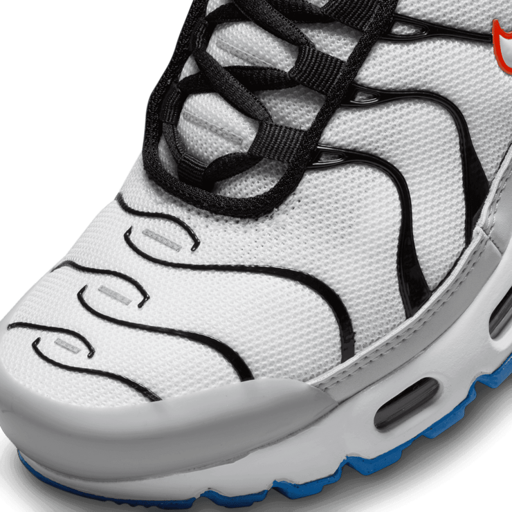 Nike Air Max Plus (GS) Angle 4