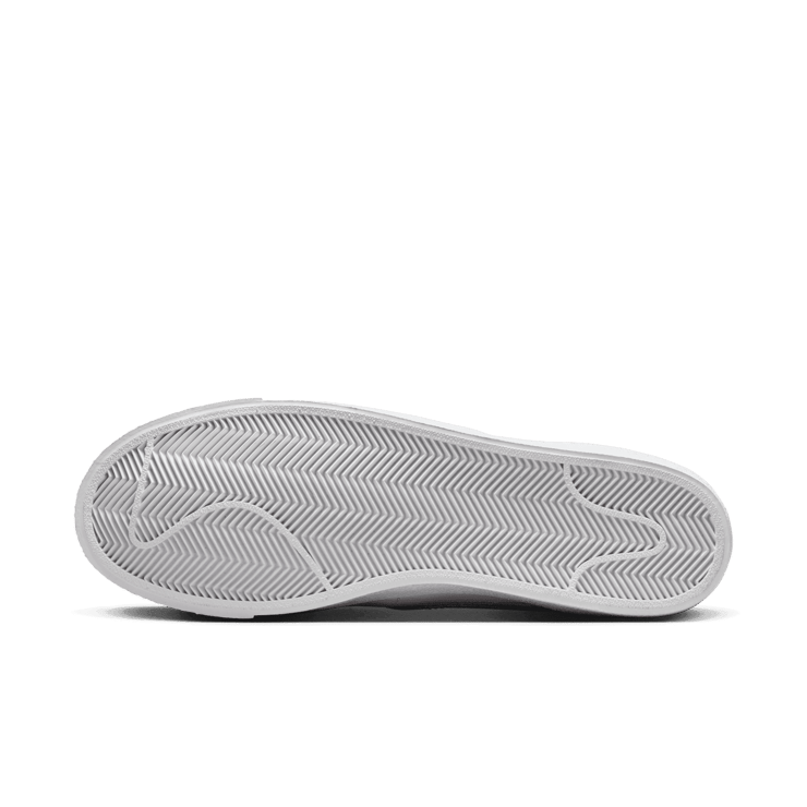 Nike Blazer Mid '77 Vintage Angle 0