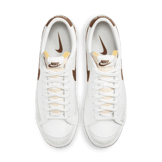 Nike Blazer Low '77 Vintage Angle 1