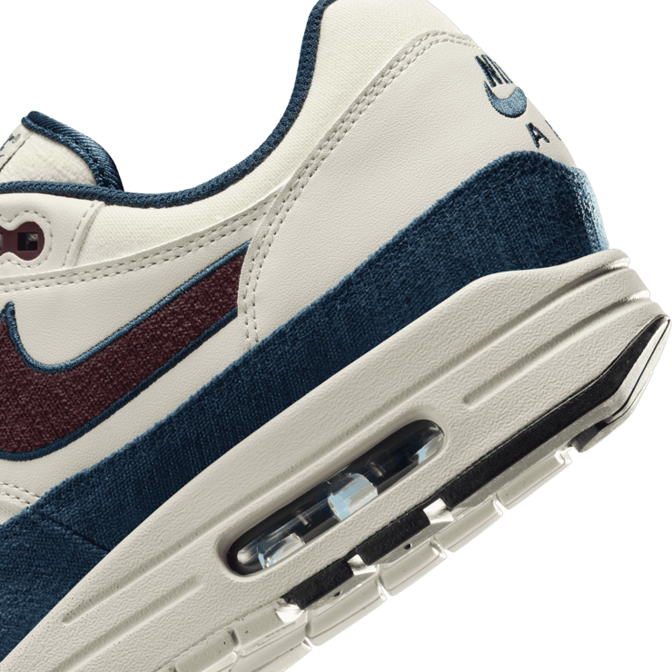 Nike Air Max 1 Angle 5
