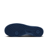 Nike Air Force 1 '07 Angle 0