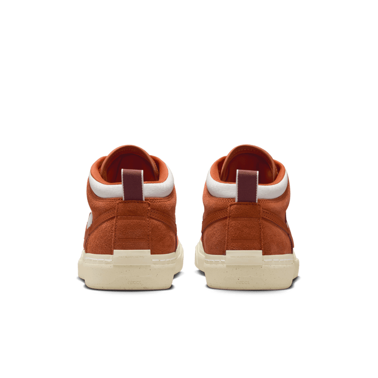 Nike SB React Leo Skate Angle 3