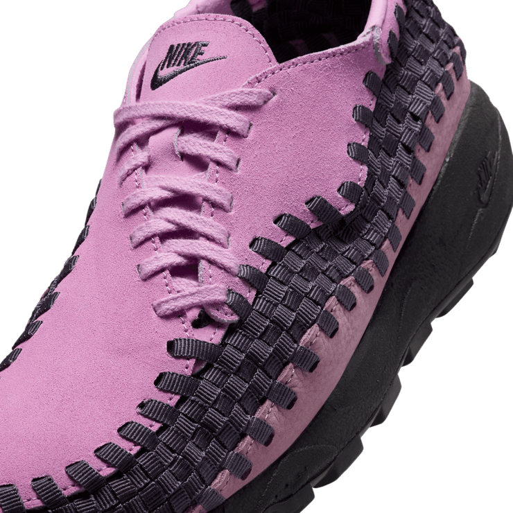 Nike Air Footscape Woven Beyond Pink (W) Angle 4