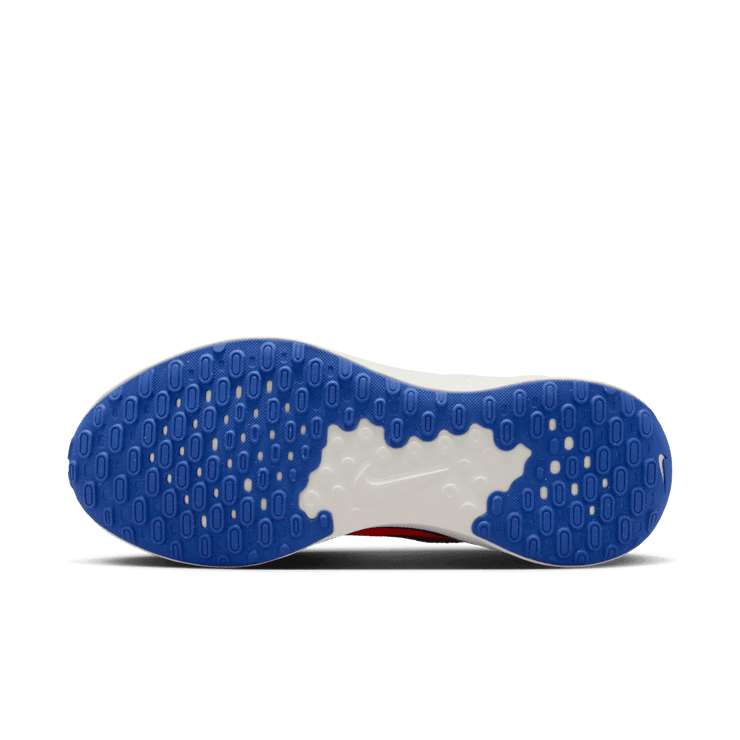 Nike Revolution 7 EasyOn Road Angle 0