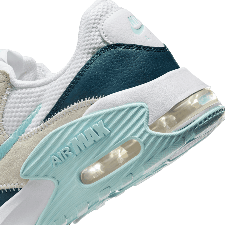 Nike Air Max Excee Angle 5