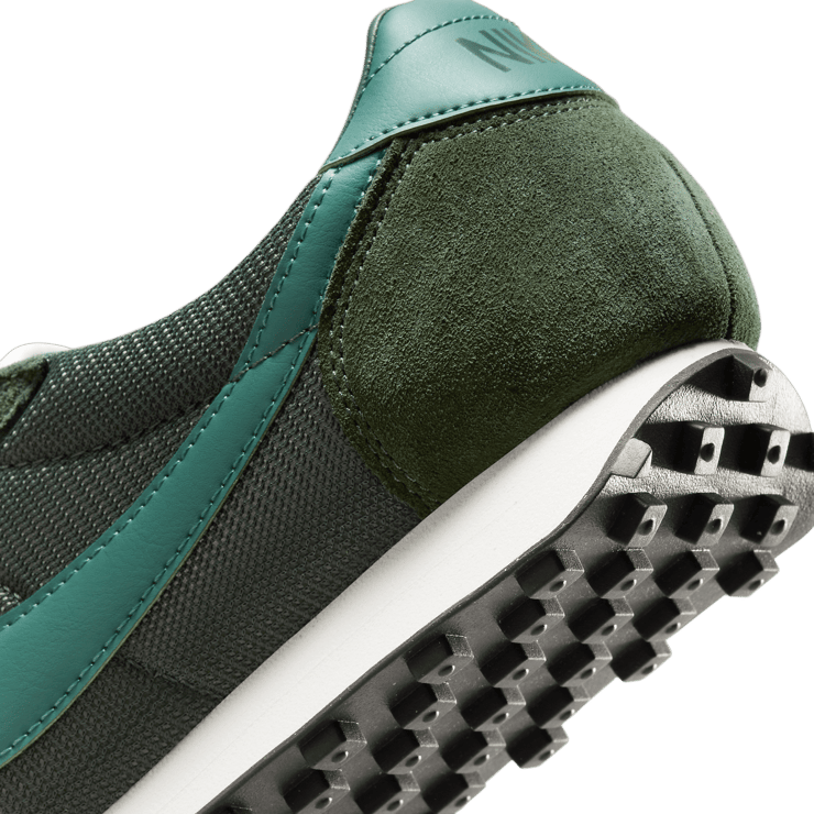 Nike LD-1000 Vintage Green Bicoastal Angle 5