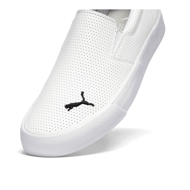 PUMA Bari Slip-On Comfort in White/Black Angle 2