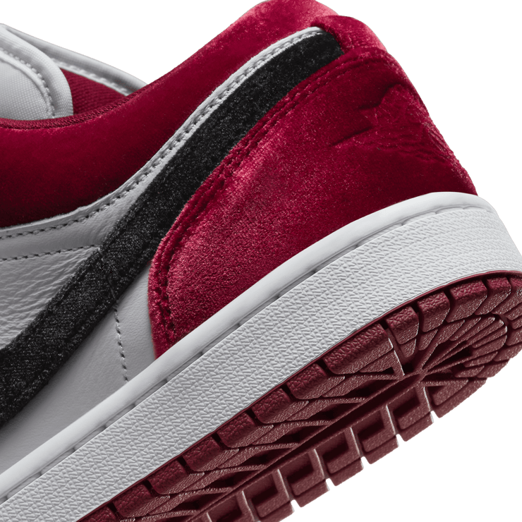 Air Jordan Low Velvet Black Toe (W) FZ3242-001