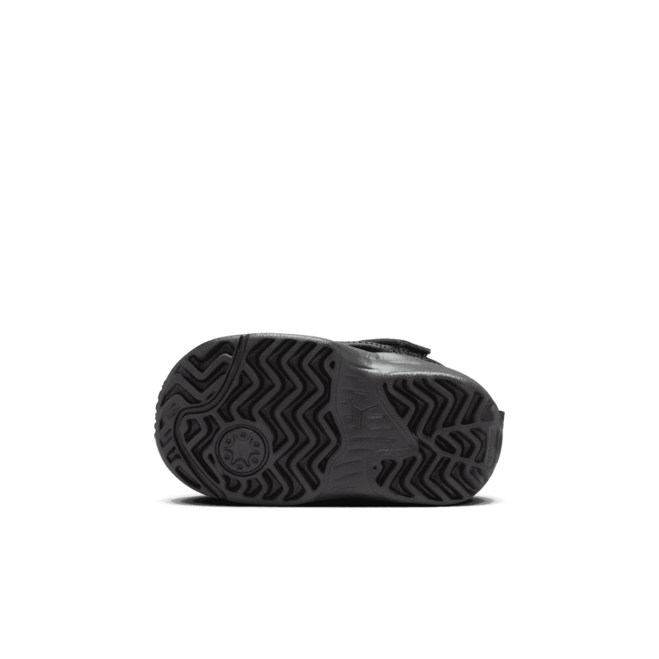 Jordan Max Aura 6 (TD) Angle 0