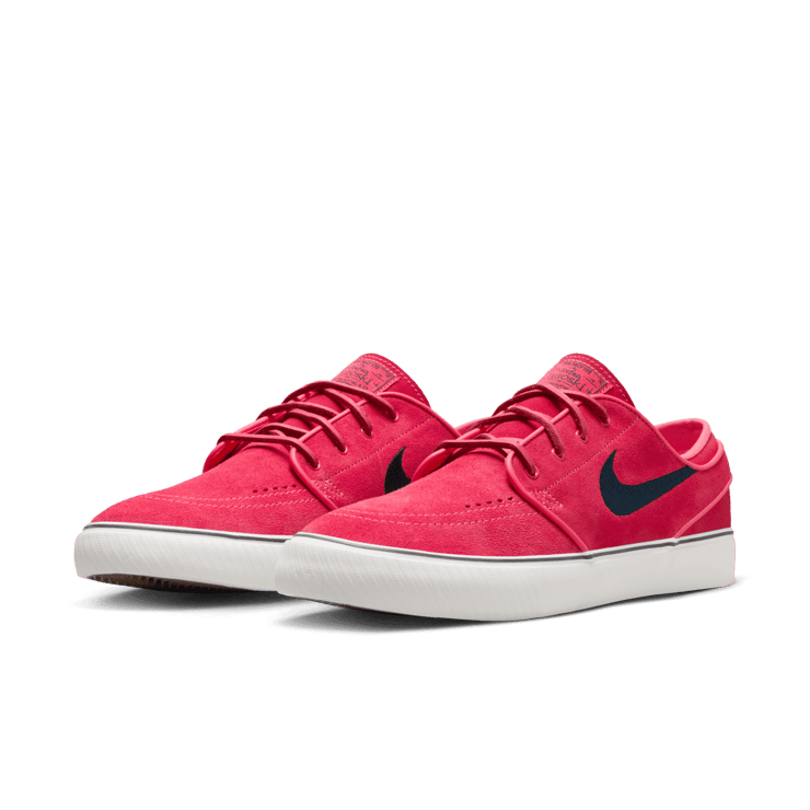 Nike SB Zoom Janoski OG+ Skate Angle 2