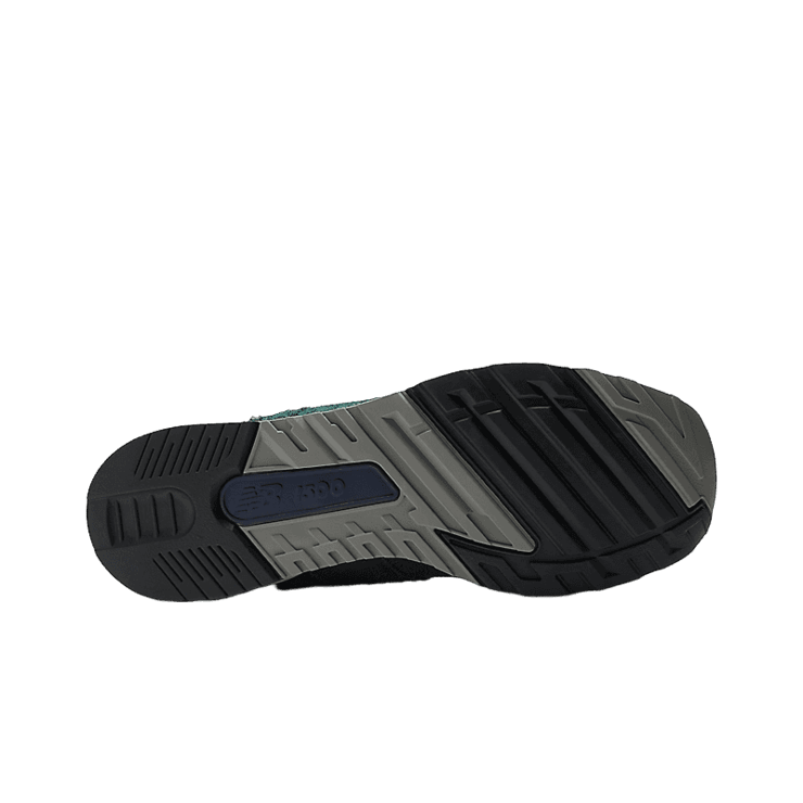 New Balance 1500 Made in UK Rainforest Angle 2