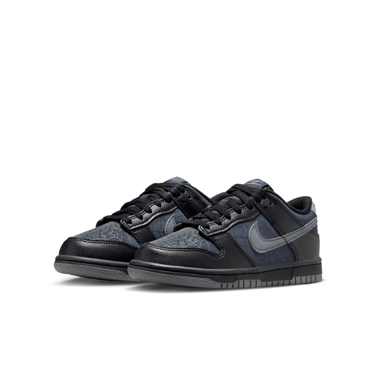 Nike Dunk Low Trick or Treat (GS) Angle 2