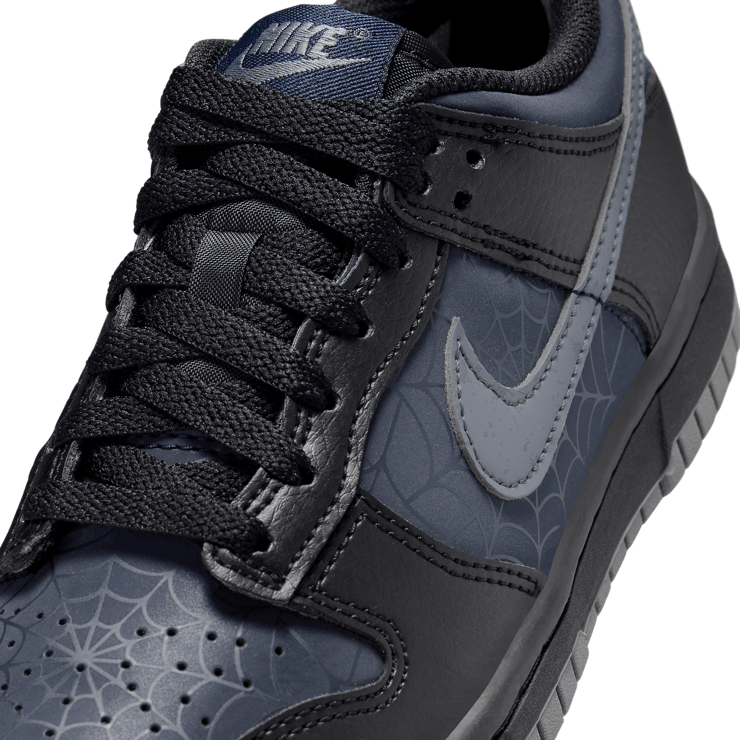 シューズ・サンダルその他 Nike dunk low junior shoes HQ3815-001 The Kids' Nike Dunk Low Trick or Treat Releases October 2024