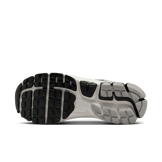 Nike Zoom Vomero 5 Photon Dust Phantom (W) Angle 0