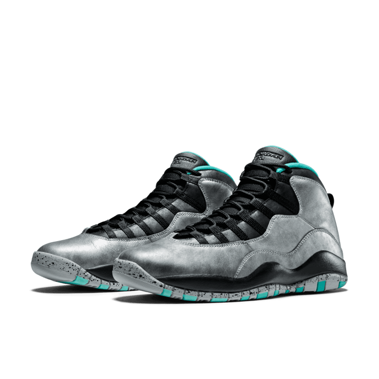 Jordan 10 Retro Lady of Liberty Angle 2