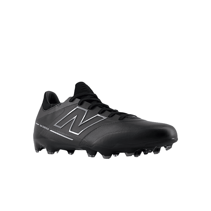 New Balance Fortress Black Magnet Shadow Grey Angle 2