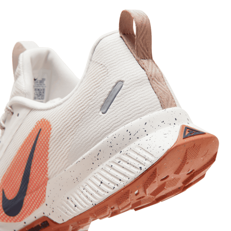 Nike Juniper Trail 3 Trail Angle 5