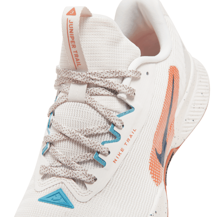 Nike Juniper Trail 3 Trail Angle 4