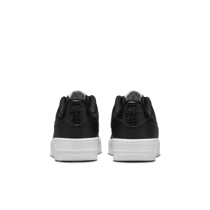 Nike Air Force 1 LV8 (GS) Angle 3