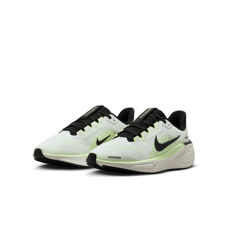 Nike Pegasus 41 Road (GS) Angle 2