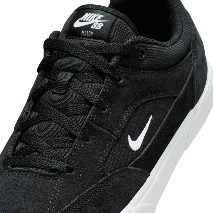 Nike SB Malor Angle 4