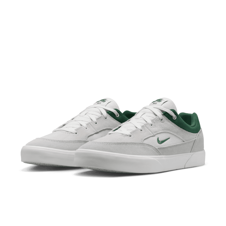 Nike SB Malor SB 'Platinum Tint Fir' Angle 2