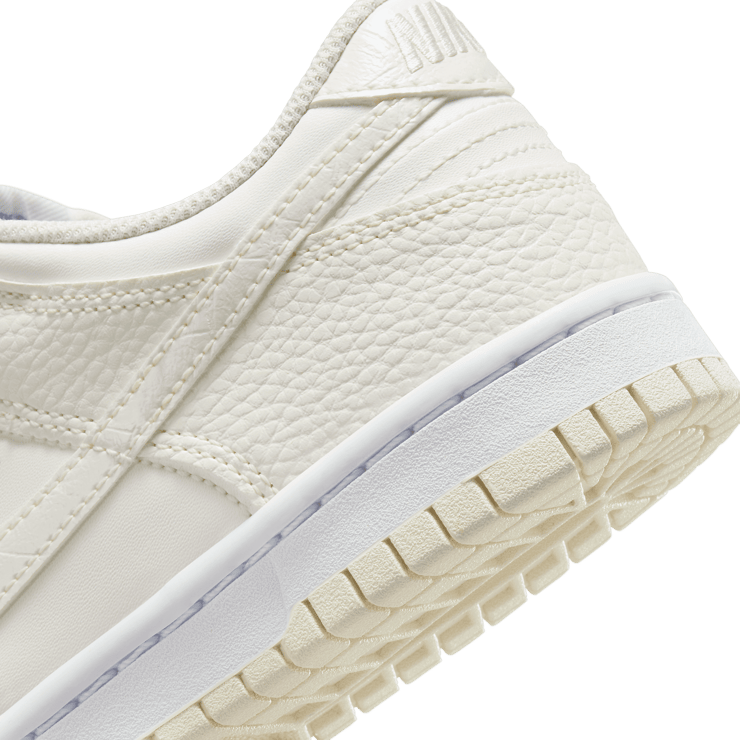 Nike Dunk Low SE Back To School Sail (GS) Angle 5